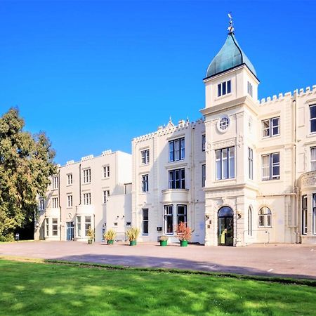 Botleigh Grange Hotel & Spa เฮดจ์เอนด์ ภายนอก รูปภาพ