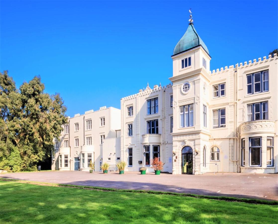Botleigh Grange Hotel & Spa เฮดจ์เอนด์ ภายนอก รูปภาพ
