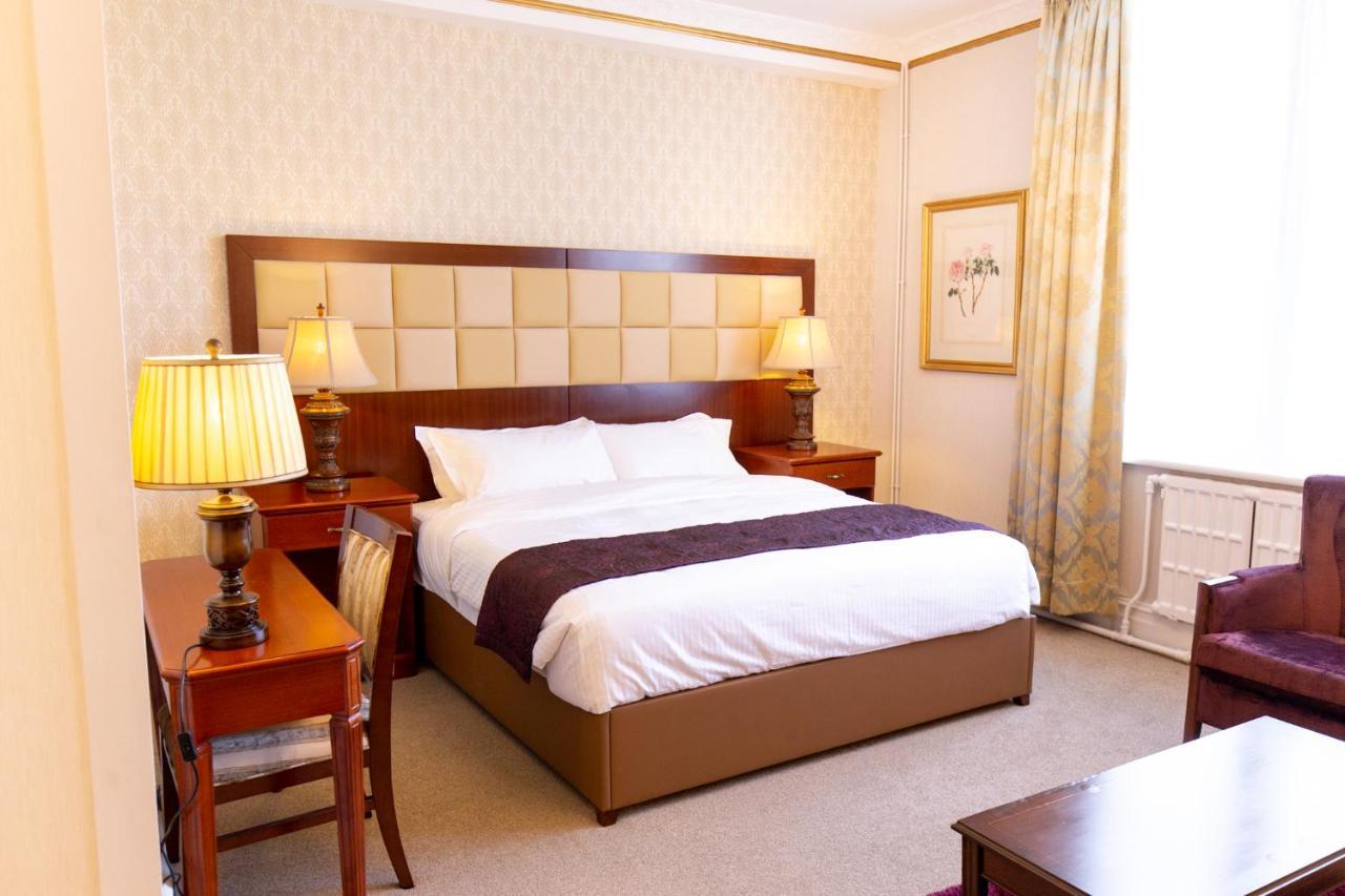 Botleigh Grange Hotel & Spa เฮดจ์เอนด์ ภายนอก รูปภาพ
