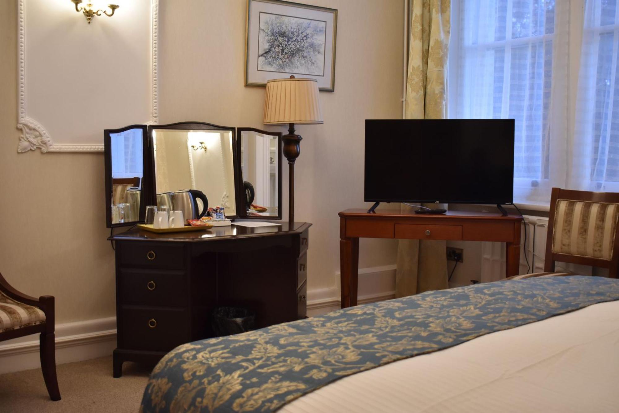 Botleigh Grange Hotel & Spa เฮดจ์เอนด์ ภายนอก รูปภาพ