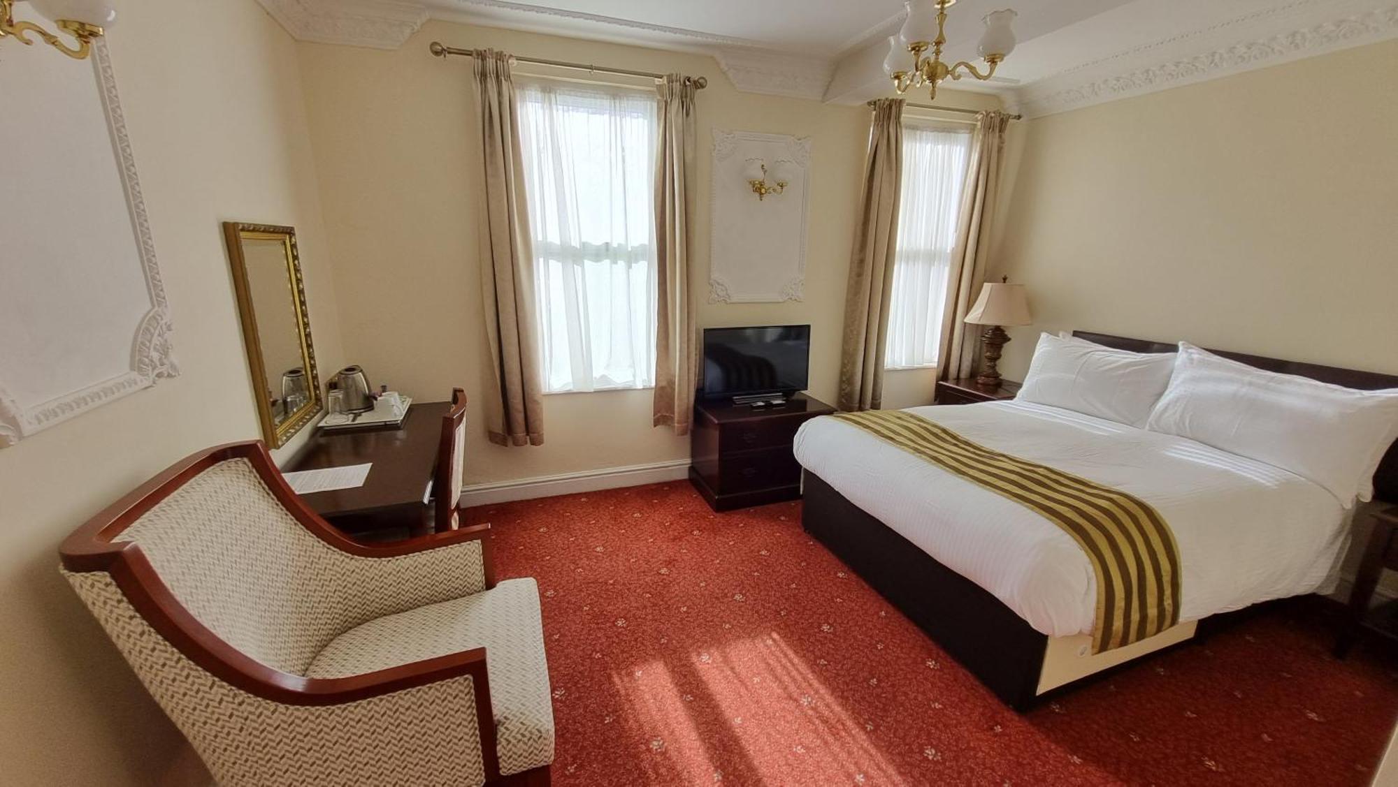 Botleigh Grange Hotel & Spa เฮดจ์เอนด์ ภายนอก รูปภาพ