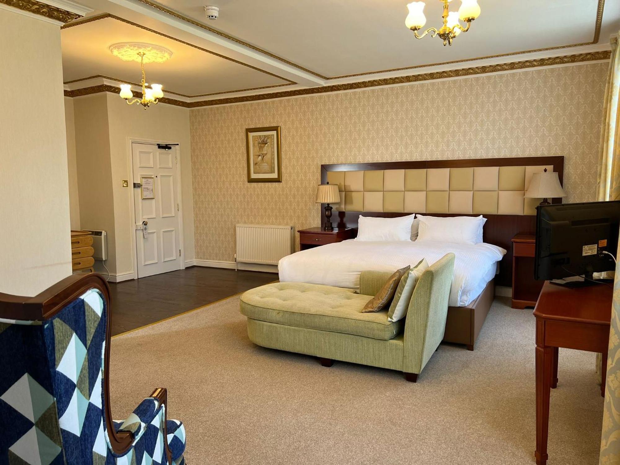 Botleigh Grange Hotel & Spa เฮดจ์เอนด์ ภายนอก รูปภาพ